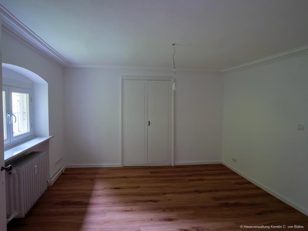 Mietangebote 18 160-005-Schlafzimmer