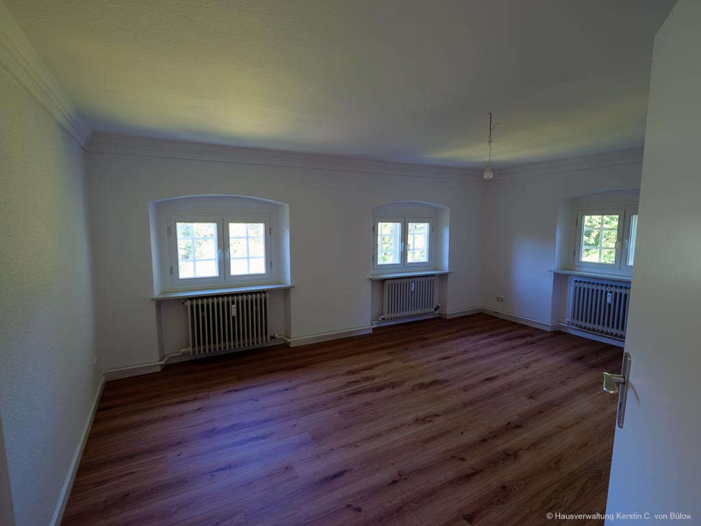 Mietangebote 13 160-005-Zimmer-1