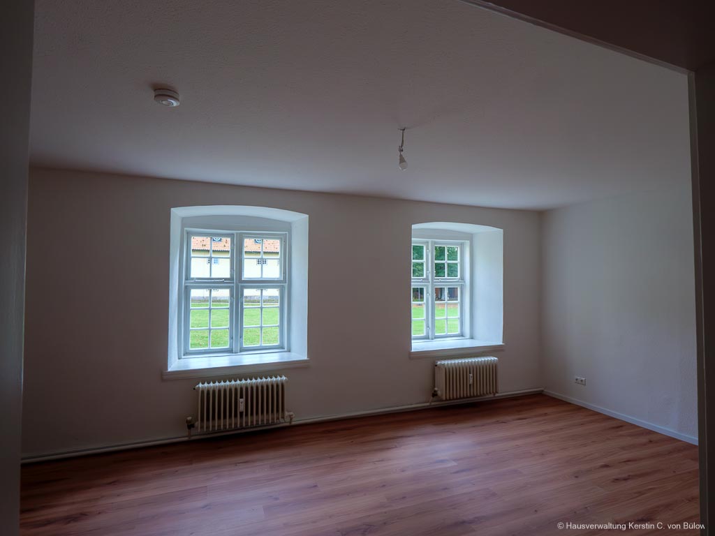 Mietangebote 29 160-006-Wohnzimmer-1